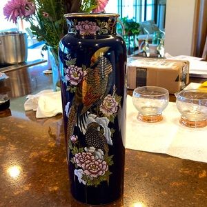Beautiful cobalt blue Japanese Kutani Vase—would make a nice gift
